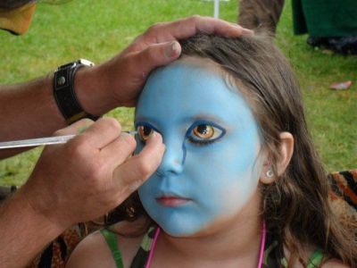 Face painting in the park
