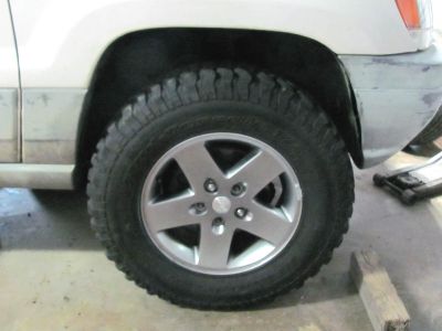 Here you can see how close the front ones are  to back of fender 
