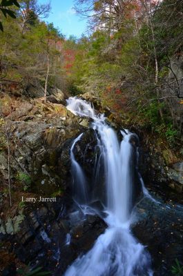 Upper drop of the Appalachian Queen falls ! Taken Nov 2017 (Photo by Larry Jarret) 
