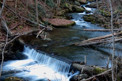 Small shelf falls along Little Stony Creek (Taken 12-11-2014)
