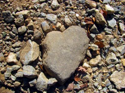 First rock  (heart shaped) we seen as we began the journey. It was as if Bonas was expressing some love towards us ! 
