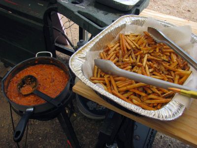 Fries made fresh on site, and yeah, the legendary Trail Beans ! 
