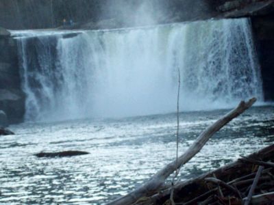 Cumberland Falls
Taken 11-27-2009

