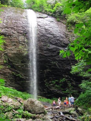 Douglas Falls (North Carolina)
Taken 7-10-2011
