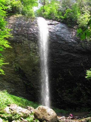 Douglas Falls (North Carolina)
Taken 7-10-2011
