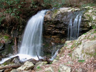 Pine Ridge Falls
Taken 4-3-2011
